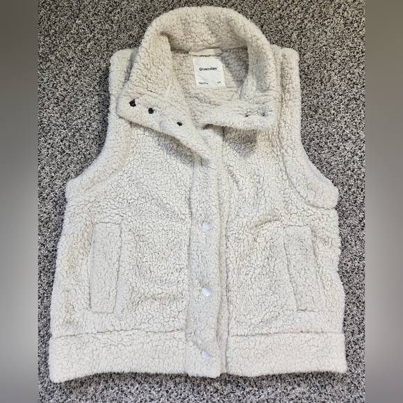 Bluenotes Jackets & Blazers - Bluenotes Off White Sherpa Vest Size Small Womens GUC